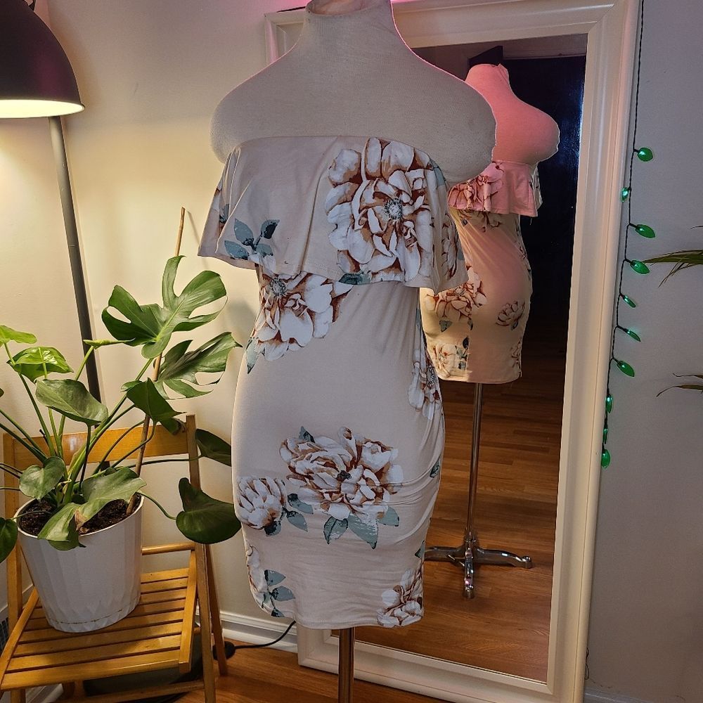 Curve hugging spanish flower dress